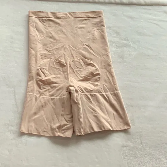 SPANX OnCore High Waist Mid Thigh Shaper Shorts
