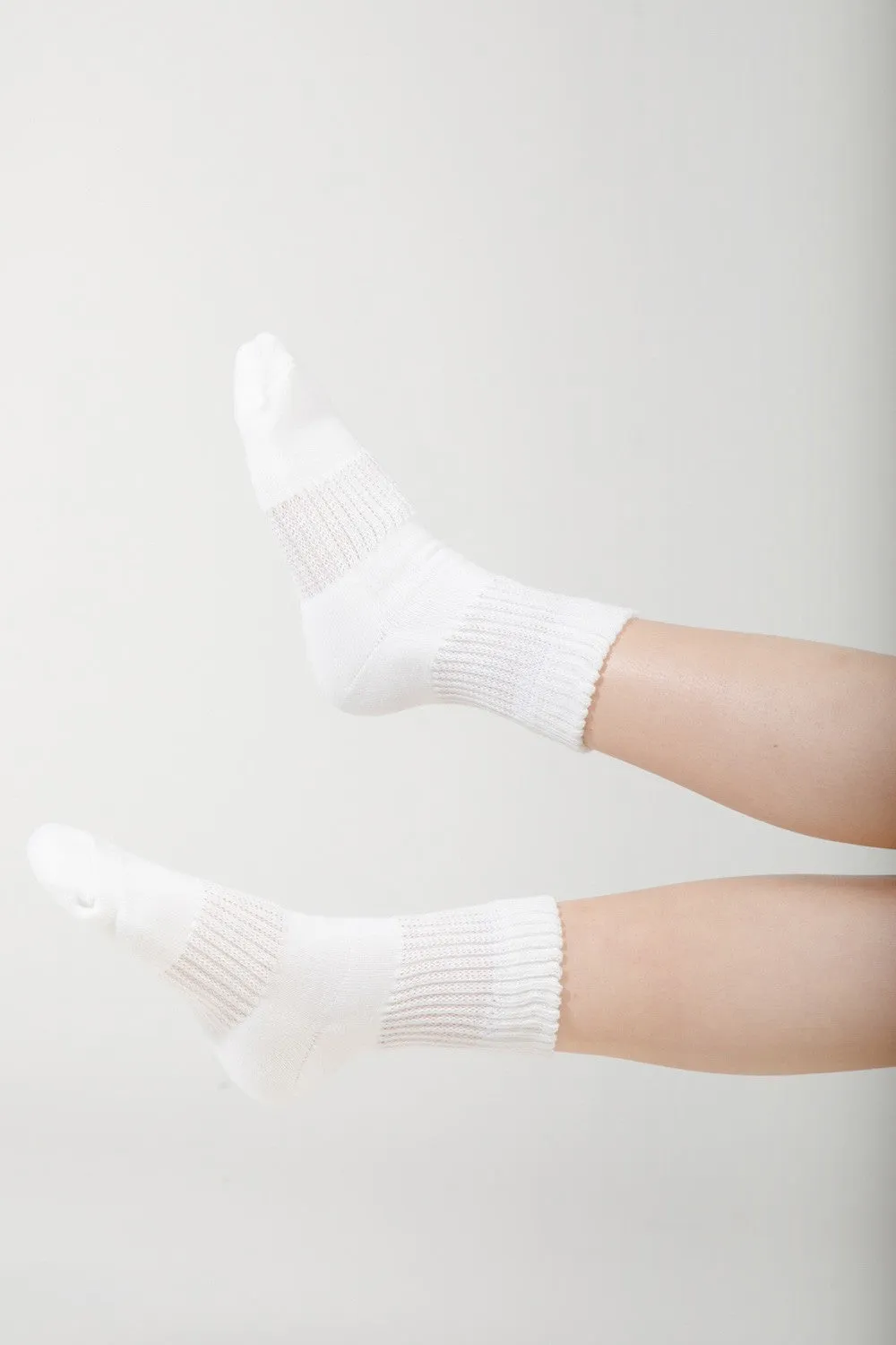 Sporty Quarter Socks