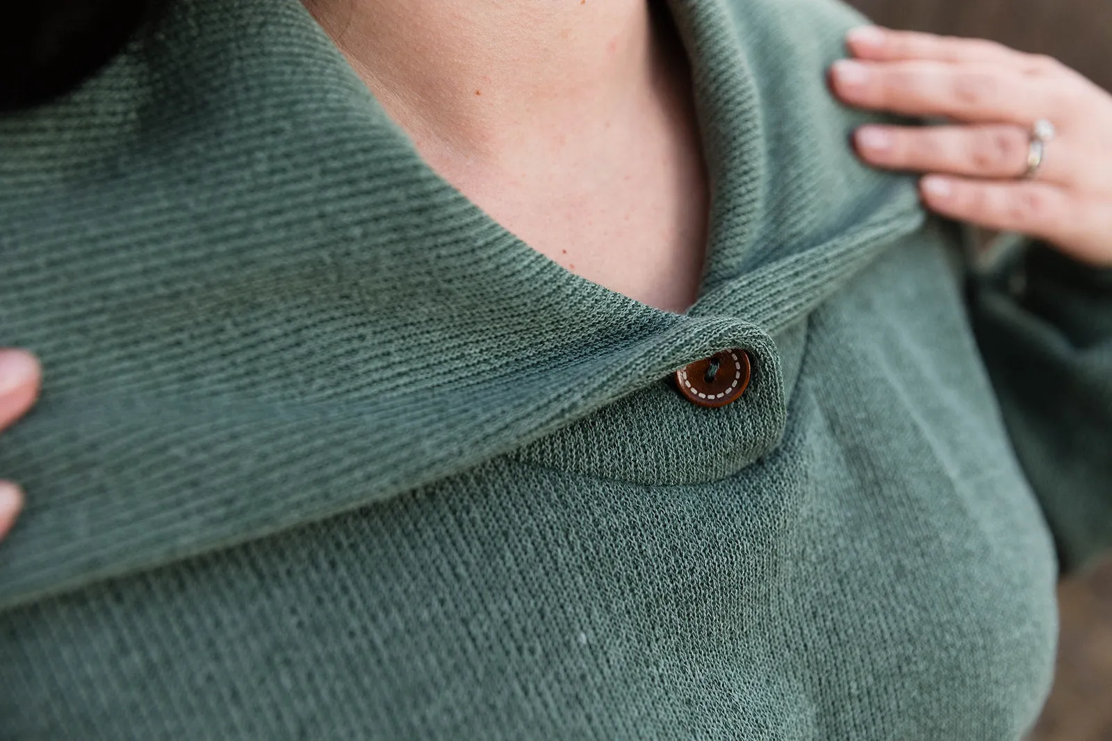 Stephanie Long Sleeve Pullover