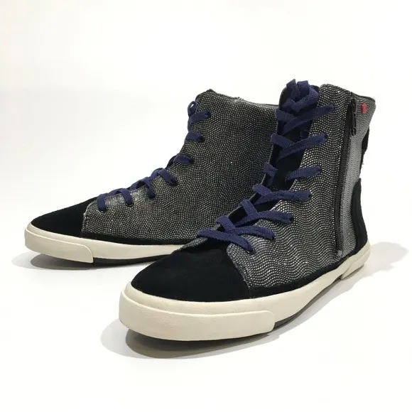 UGG I Heart Hi Top Sparkly Sneakers -Black / Silver -Youth US 6 -NEW