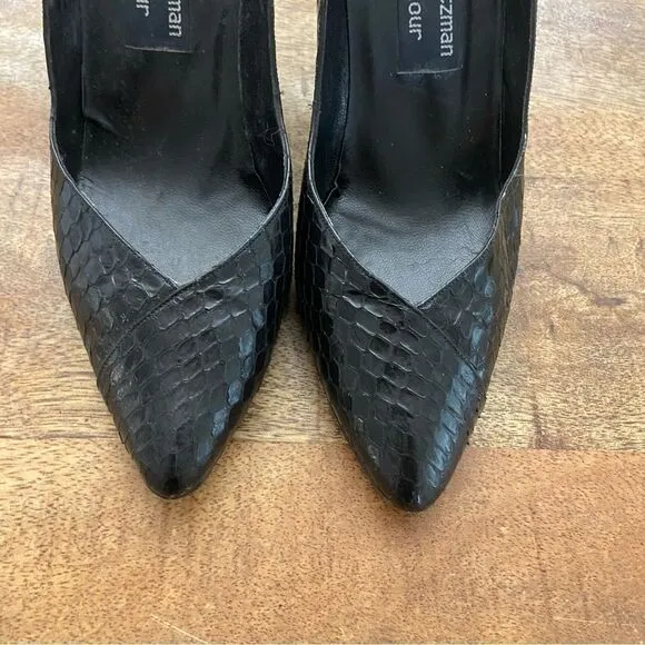 Vintage 1990’s Stuart Weitzman snakeskin pumps size 9