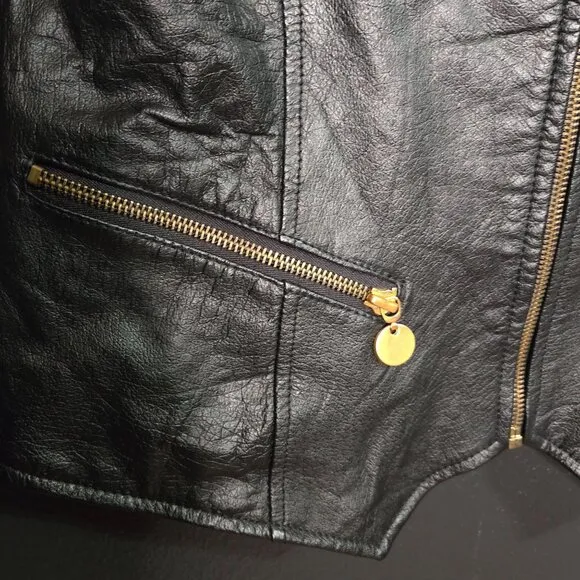 Vintage Womens L Black Leather Vest Full Zip Grunge Goth Chic Biker Motorcycle