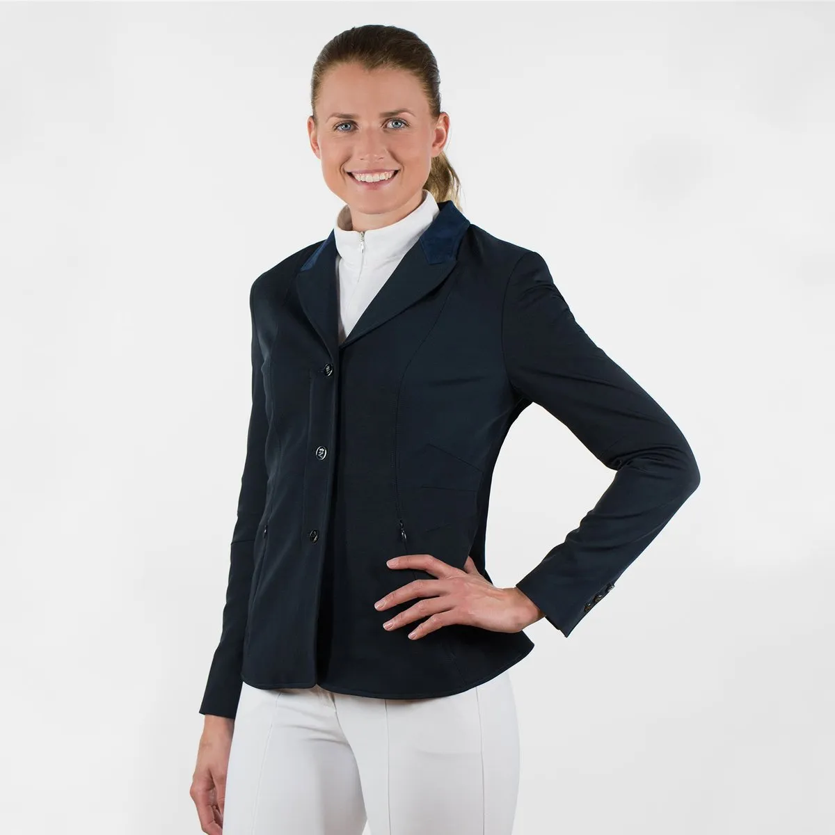 Yvonne Womens Show Jacket (Black)