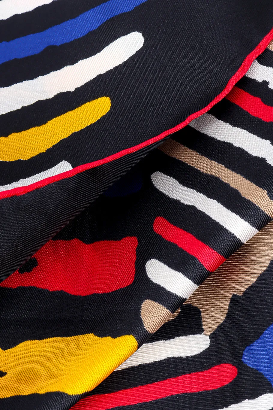 Zigzag Striped Scarf